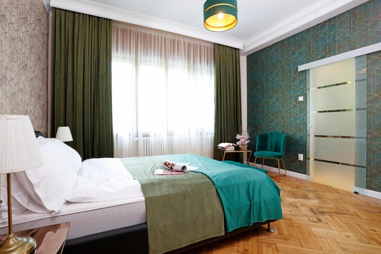 Apartamento Grand Phillip Cismigiu Park Downtown Bucarest Exterior foto